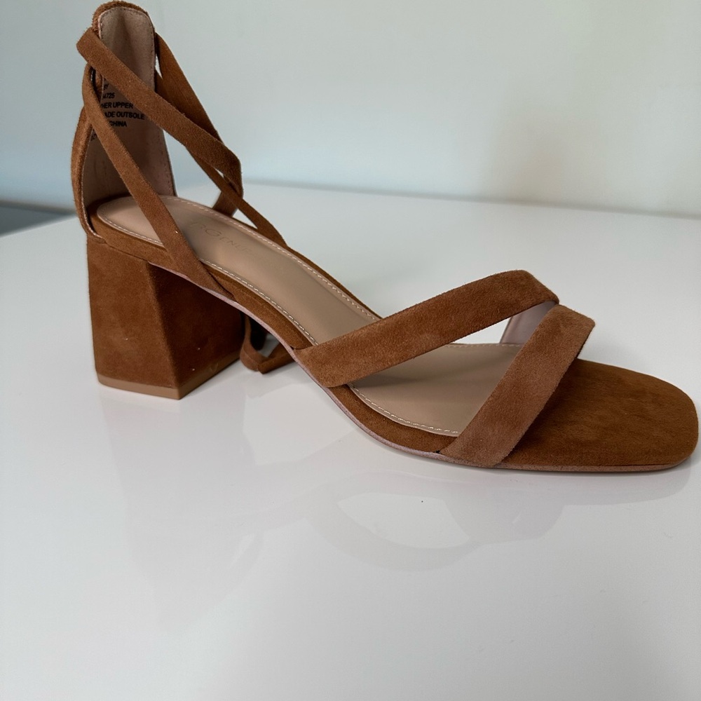 BCBG Women's Block Heel Sandals